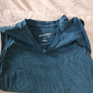 Universal Thread Blue V-Neck Tee